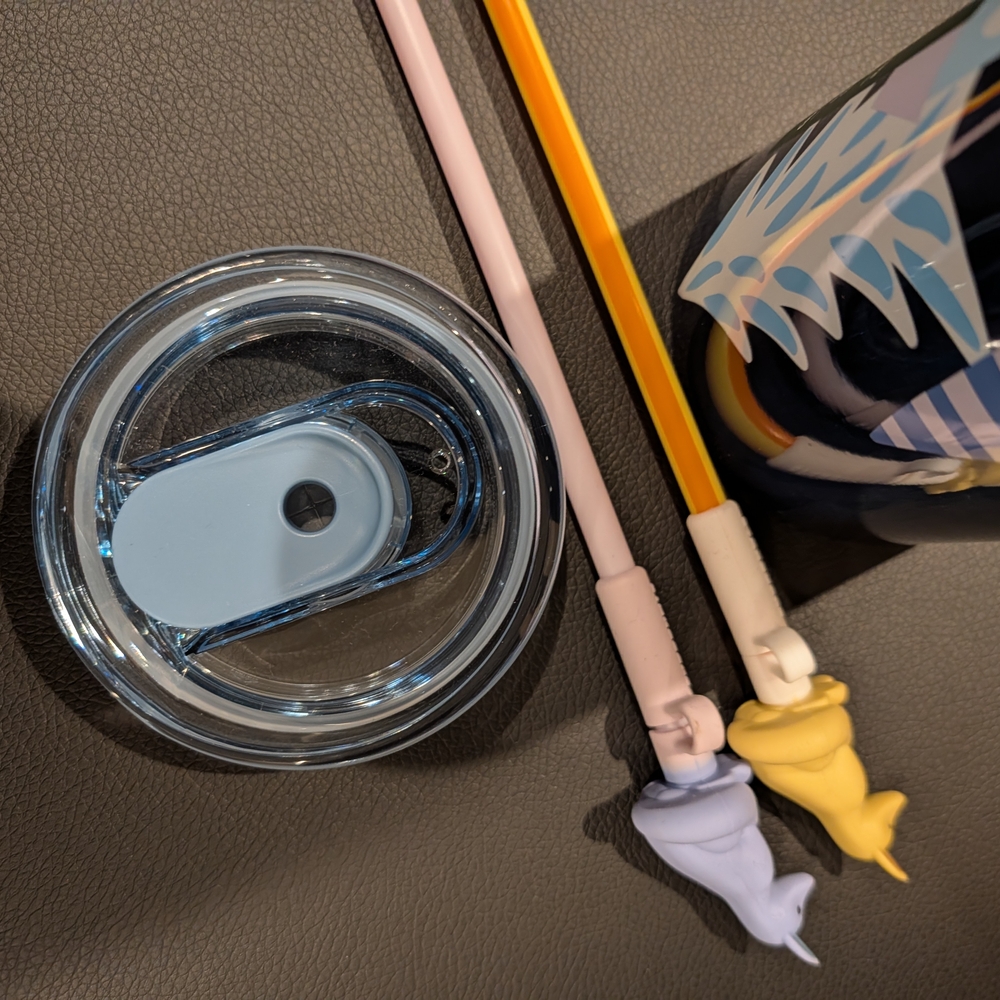 Starbucks 2025 Arctic Fox Stainless 24 oz. Tumbler With Bonus Fox Straw & Topper - Picture 6 of 9